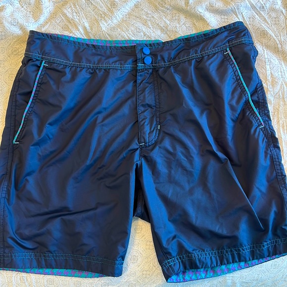 Robert Graham swim trunks excellent condition
